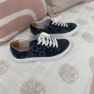 Ann Taylor Navy Patterned Sneakers with White Laces